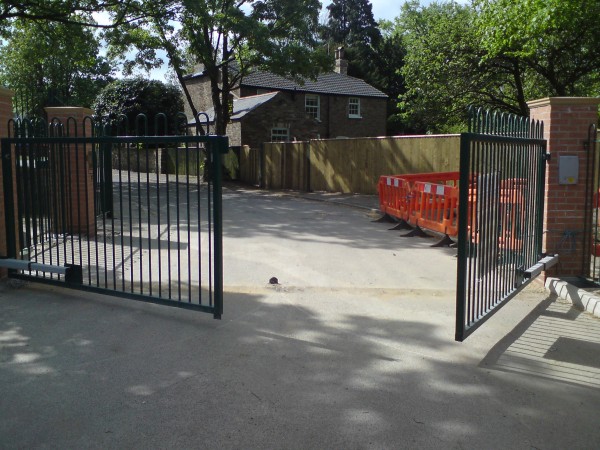 automated commercial swing gates